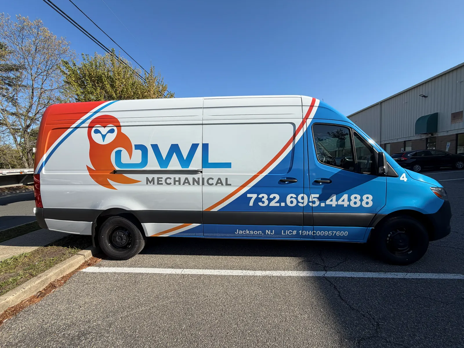OWL MECHANICAL full wrap — passenger side
