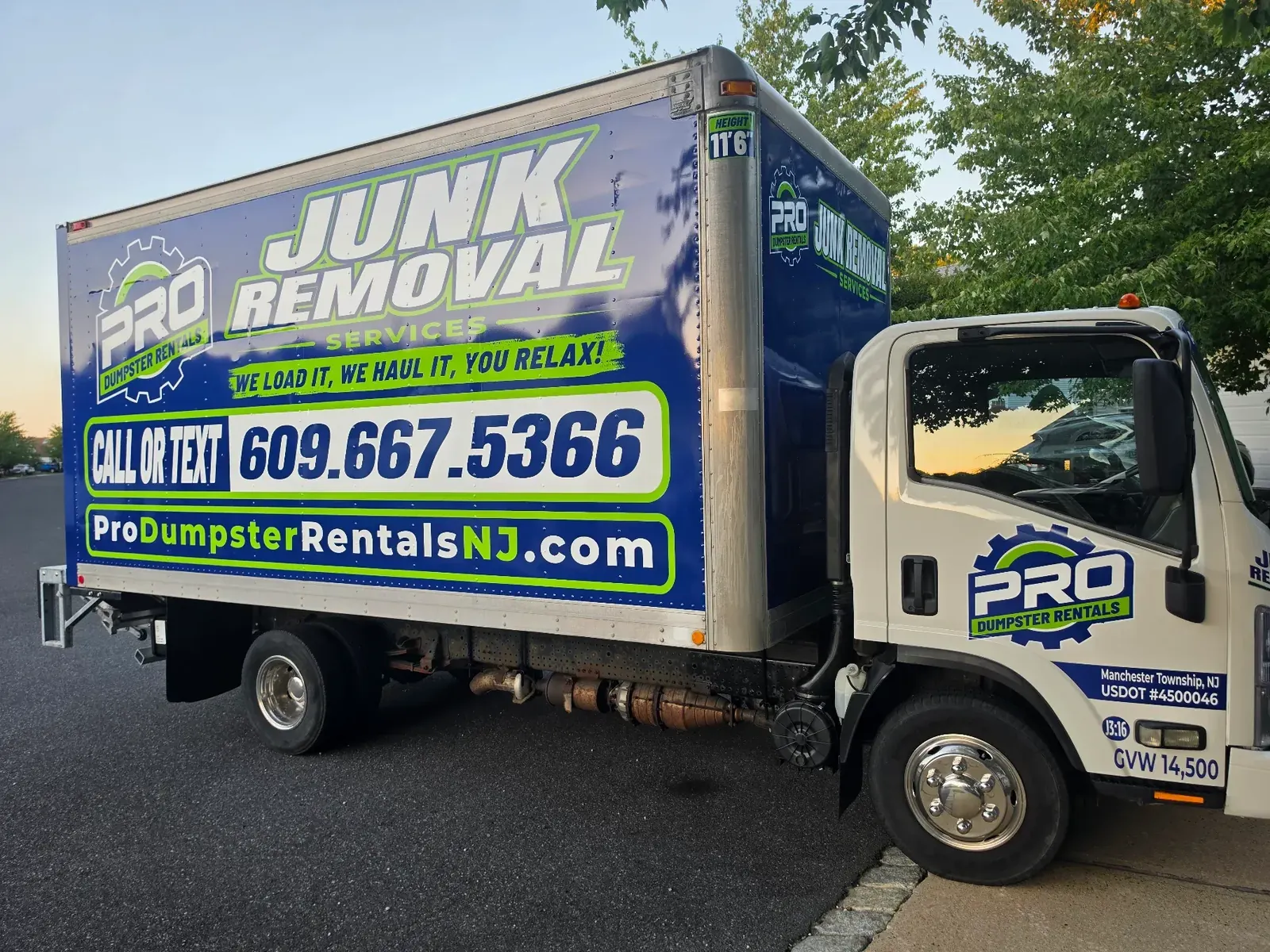 PRO JUNK REMOVAL SERVICES full wrap — driver side