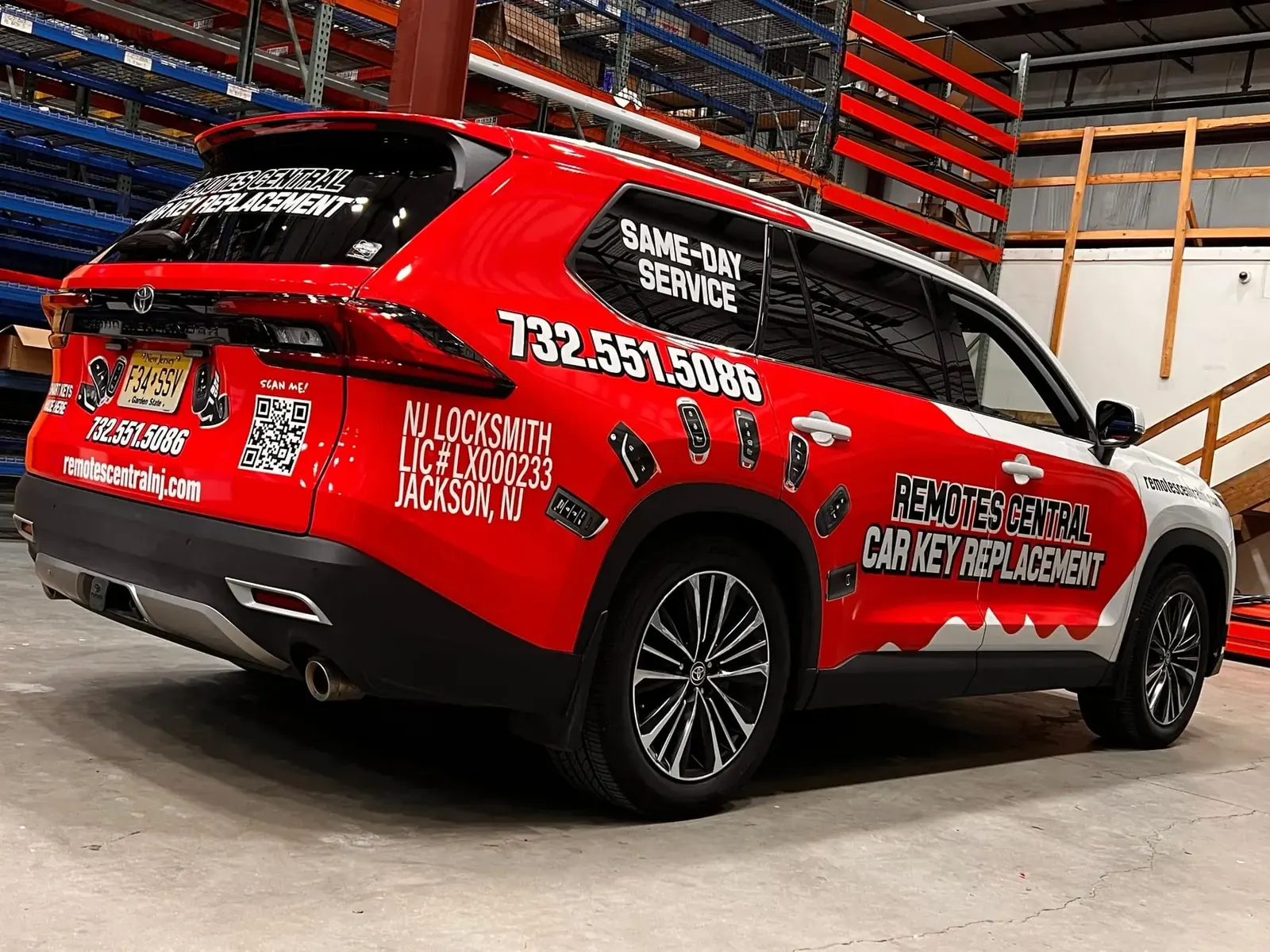 REMOTES CENTRAL partial wrap — rear three-quarter